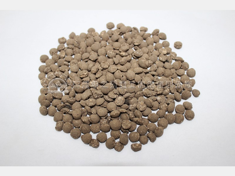 雞糞對輥顆粒 .JPG